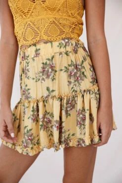 Alexi Floral Mini Skirt Mustard Print -Trend Whisper 190122sl 1206 25292b18 s mustard 26958d mustard