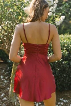 Well Versed Pleated Mini Dress Wine -Trend Whisper 27595D14 WINE 7