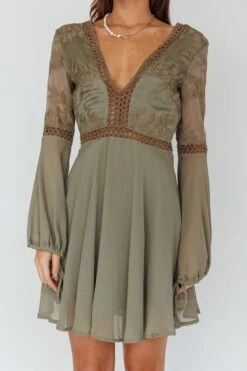 Carson Crochet Details Dress Olive 17 Carson Crochet Details Dress Olive -Trend Whisper 61244D09OLIVE 4