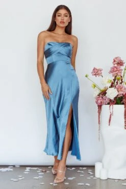 Yvette Wrap Neckline Midi Dress Desert Midnight Blue 7 Yvette Wrap Neckline Midi Dress Desert Midnight Blue -Trend Whisper CM2001D 20MIDNIGHT 20BLUE 2