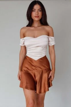 Gwyneth Flounce Mini Skirt Chocolate -Trend Whisper CM4096D 20CHOCOLATE 6