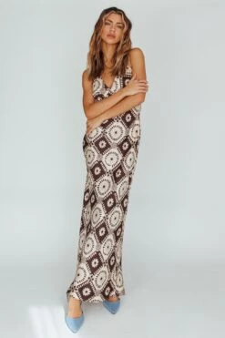 Lavara Halterneck Midi Dress Floral Chocolate -Trend Whisper SN0190B 20CHOCOLATE 5