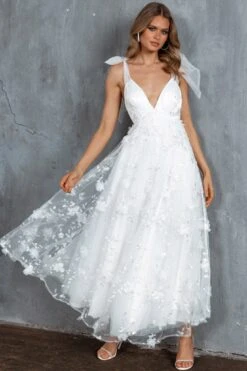 Chantilly Tied Shoulder Maxi Dress White -Trend Whisper ST3288D01 20WHITE 6