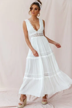 Faith Embroidered Details Maxi Dress Ivory 12 Faith Embroidered Details Maxi Dress Ivory -Trend Whisper photo 90 st0491 ivory