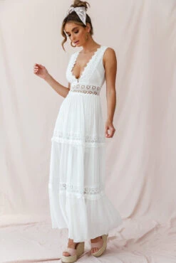 Faith Embroidered Details Maxi Dress Ivory 13 Faith Embroidered Details Maxi Dress Ivory -Trend Whisper photo 91 st0491 ivory